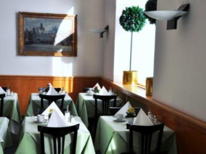 Best Western Hotel Moran Prague Restaurant photo