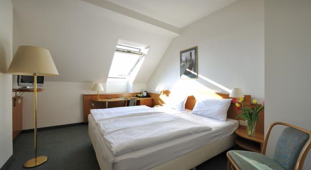 Best Western Hotel Moran Prague Room photo